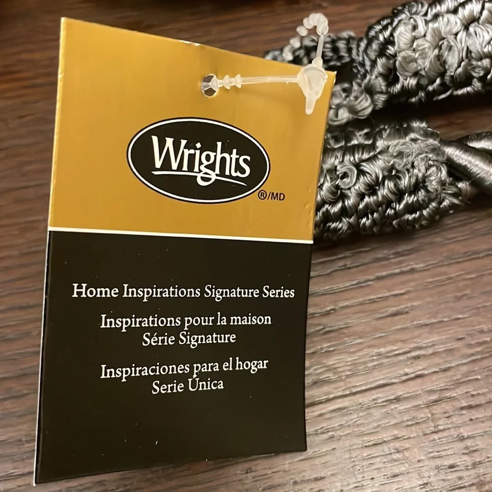 Wrights Tie Back 26